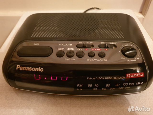 Радиоприемник с часами Panasonic RC-Q500