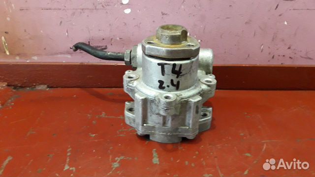 Насос гура Фольксваген Т4 2.4