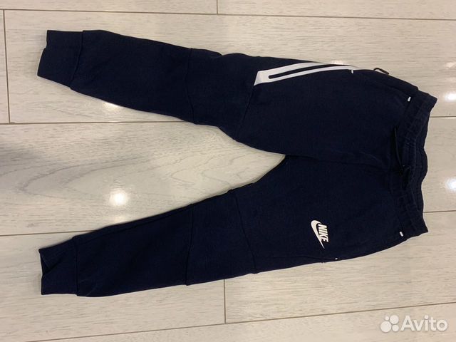 Спортивные брюки (штаны) Nike на 10-12 лет (137-14 Спортивные брюки (штаны) Nike на 10-12 лет (137-14