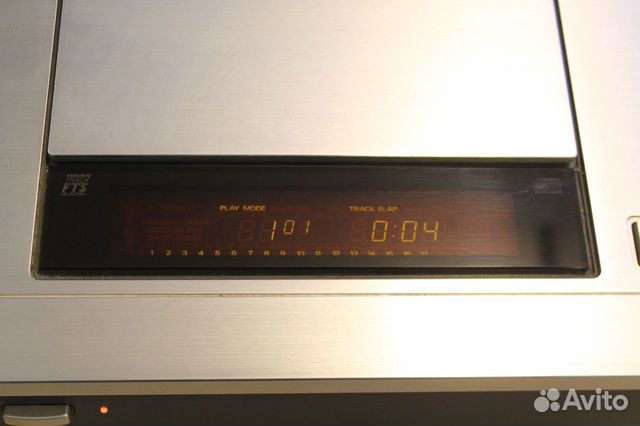 CD проигрыватель Luxman D 500 X s CD проигрыватель Luxman D 500 X s