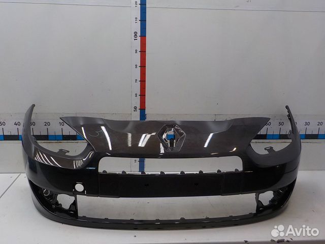 Бампер передний на Renault Fluence