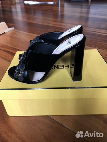 Новые мюли (сабо) Fendi 37-37,5 оригинал Новые мюли (сабо) Fendi 37-37,5 оригинал