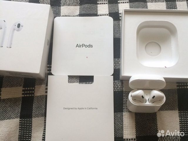 Apple AirPods
