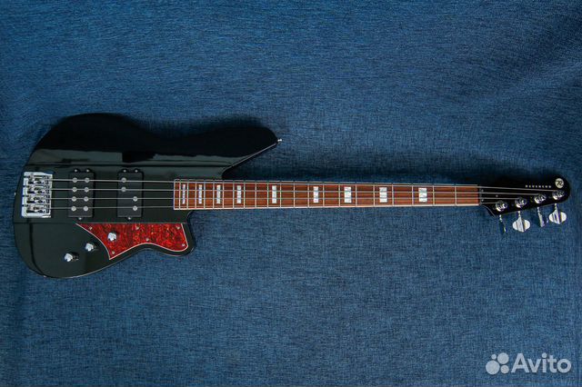 Бас гитара Reverend thundergun Бас гитара Reverend thundergun