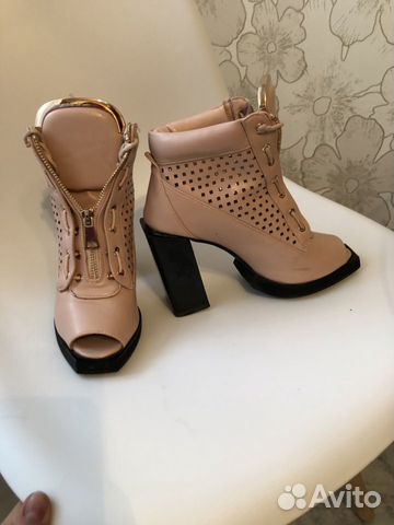 Ботильоны Balmain на каблуке