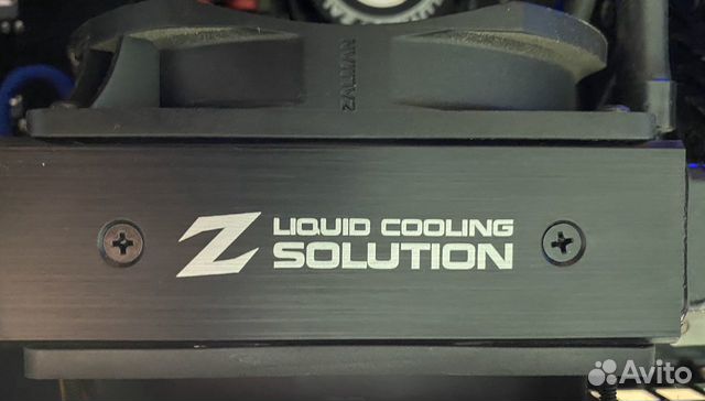Водяное охлаждение процессора Zalman LQ320 Водяное охлаждение процессора Zalman LQ320