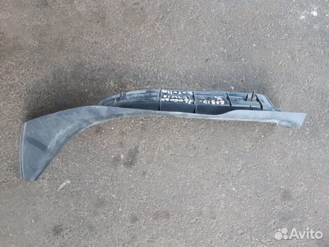 Накладка на порог задняя правая Toyota Corolla Накладка на порог задняя правая Toyota Corolla