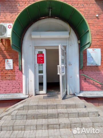 Две минуты от метро, большая проходимость