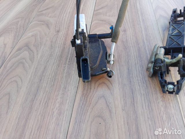 Стеклоподъемник передний левый Nissan Almera G15