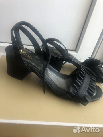 Босоножки Michael Kors оригинал 38 Босоножки Michael Kors оригинал 38