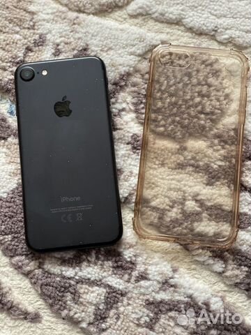 Телефон iPhone 7 black 32Gb