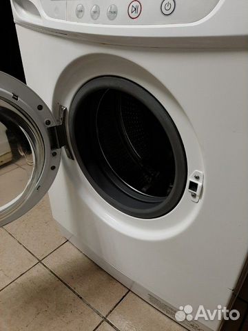 Стиральная машина Samsung. 3.5кг. 800 отжим. 39см Стиральная машина Samsung. 3.5кг. 800 отжим. 39см
