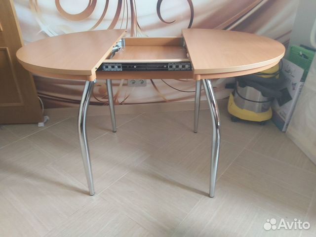 Кухонный стол Кухонный стол