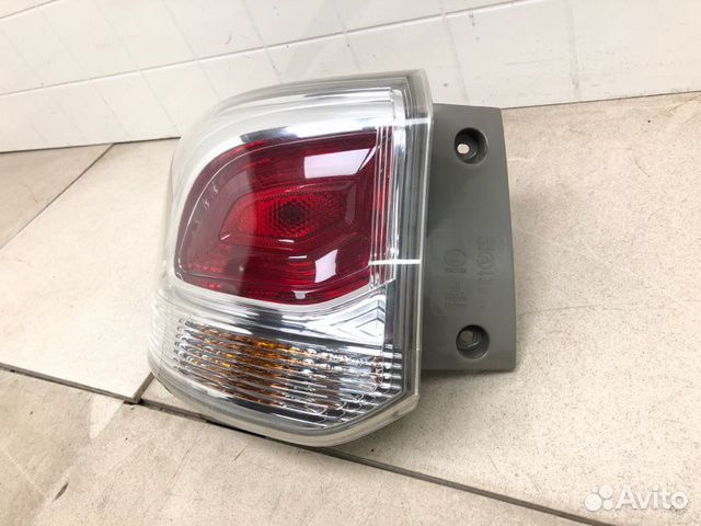 Фонарь В крыло задний левый Mitsubishi Outlander 3 Фонарь В крыло задний левый Mitsubishi Outlander 3