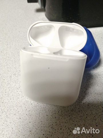 Кейс от Airpods 2 оригинальный