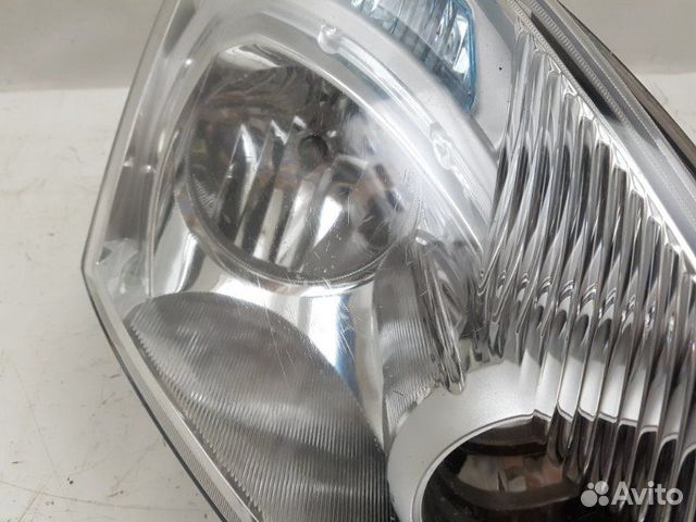Фара правая Nissan Qashqai J10 Фара правая Nissan Qashqai J10