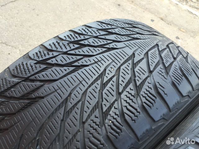 235 55 17 Nokian Hakkapeliitta R2 2шт