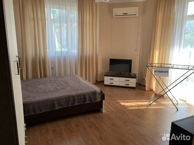 1-к квартира, 43 м², 1/5 эт.