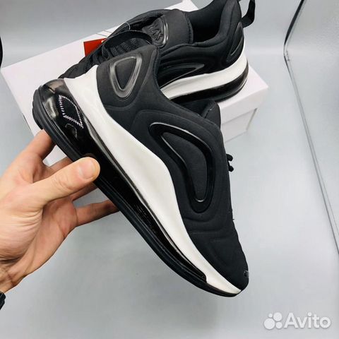 Кроссовки Nike Air Max 720 черные с белым Кроссовки Nike Air Max 720 черные с белым