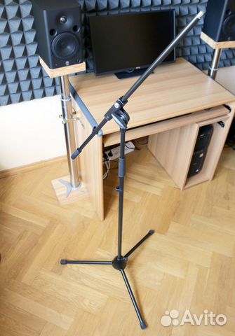 Konig & Meyer 21070-300-55 Микрофонная стойка