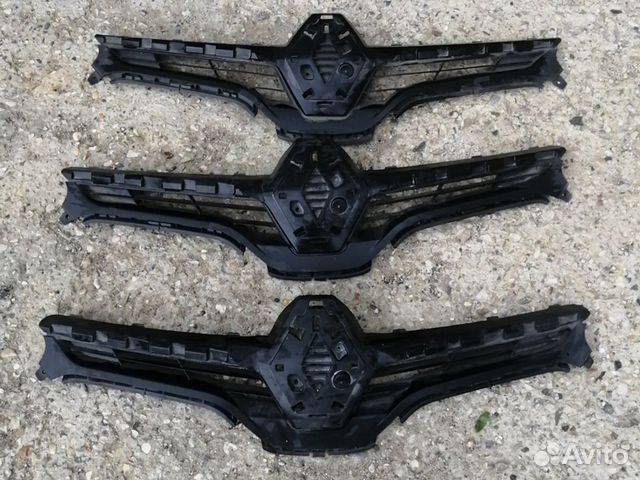 Решетка переднего бампера Рено Меган 3 рестайл Решетка переднего бампера Рено Меган 3 рестайл