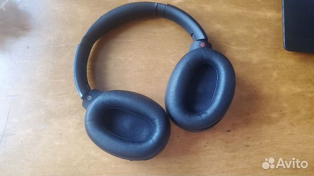 Рабочие наушники Sony MDR-1000X Рабочие наушники Sony MDR-1000X