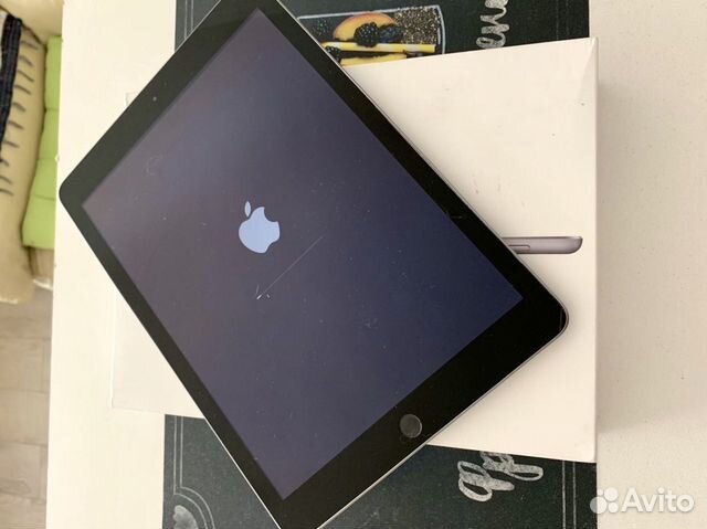 iPad 5 Wi-Fi 32Gb iPad 5 Wi-Fi 32Gb