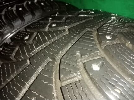 235/45R17 Nokian hakkapilita 5 зимние шипованные