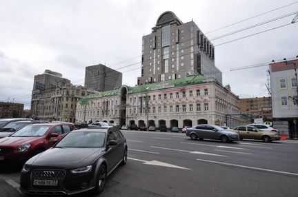 Аренда офиса 99,6 кв.м в ТЦ Смоленский Пассаж