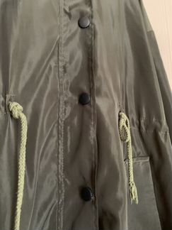 Ветровка женская