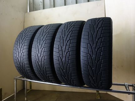 235 65 17 Kumho I Zen KW31 468J XL