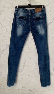 Джинсы tommy hilfiger