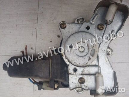 Стеклоподъемник задний правый Hyundai Sonata EF 5