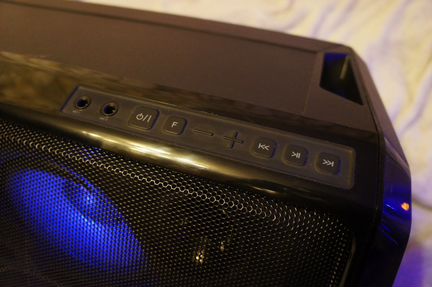 Музыкальный центр LG FH6 600W