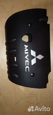 Декоративная крышка двс mitsubishi lancer 10