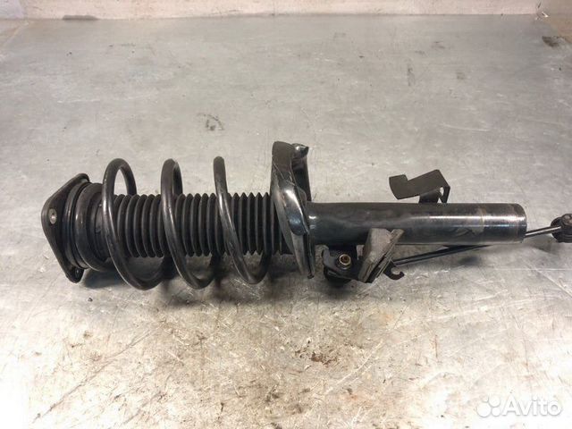 Амортизатор передний левый правый Mazda 3 BK BL