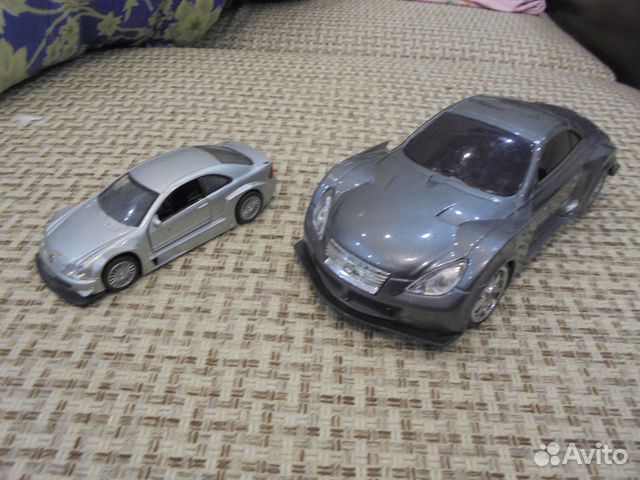 Машинка Mercedes-Benz