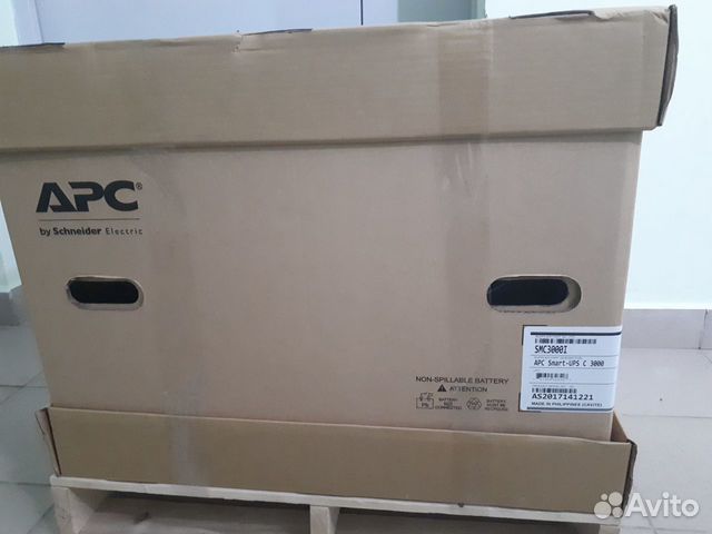 APC Smart-UPS C SMC3000I, 3000вa