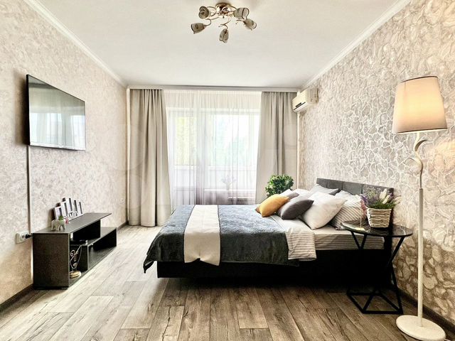 2-к. квартира, 50 м², 4/9 эт.