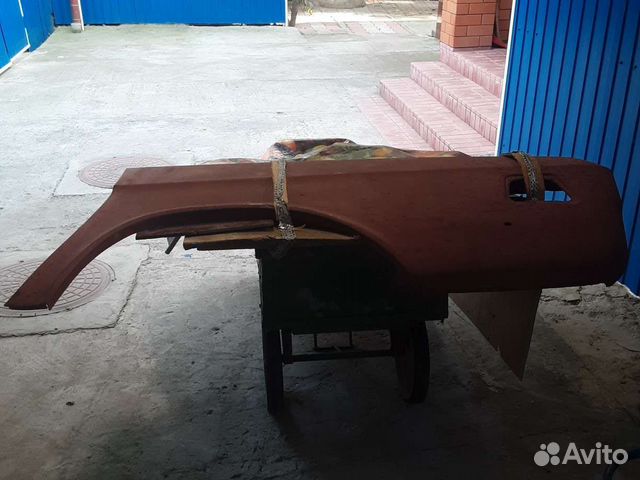 Левое заднее крыло для машины газ -24