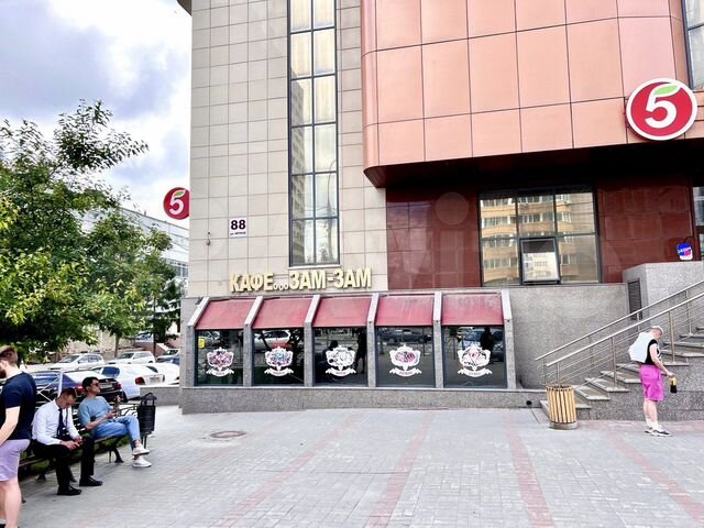 Надёжный габ. Первая линия улицы Фрунзе, 382 м²