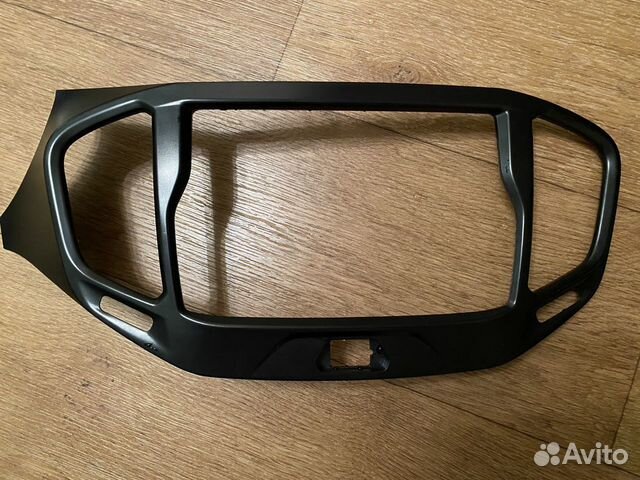 Молдинг лада веста люкс (магнитола)