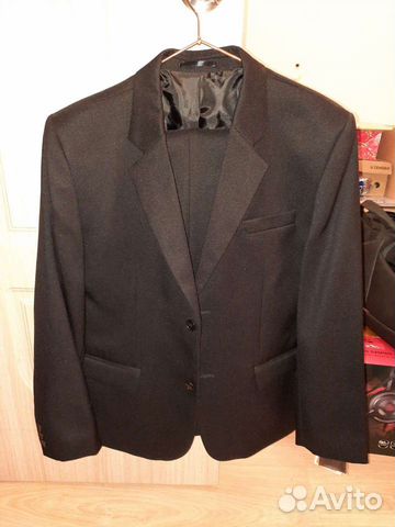 Костюм новый на мальчика, рост 158