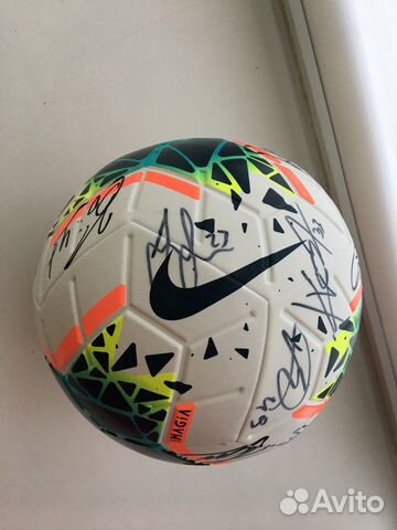 Мяч с автографами Команды Спартака 2019