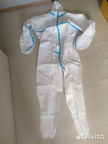 Защитный костюм
