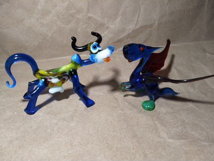 Стеклянные фигурки