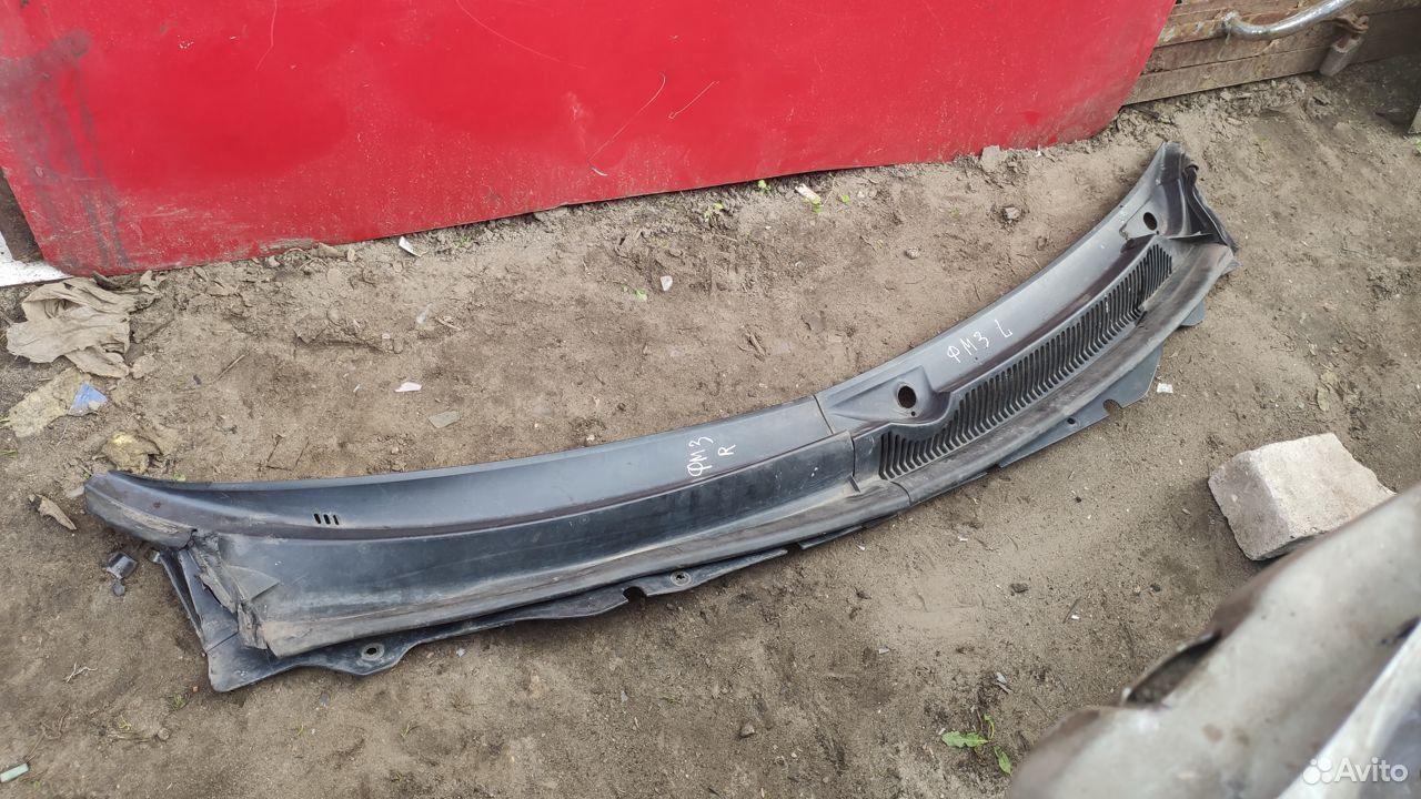 Жабо Ford Mondeo 3 Форд Мондео 3 водосток