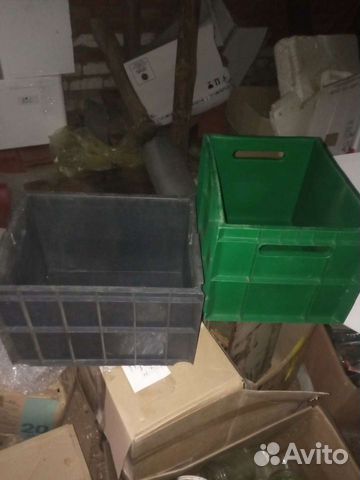 Ящики пластиковые и алюминиевый