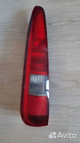 Задний фонарь на Ford Fusion