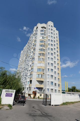 2-к. квартира, 88 м², 1/14 эт.